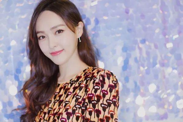 愛絲紫萱最新資訊，學(xué)習(xí)之光，自信與成就感的源泉